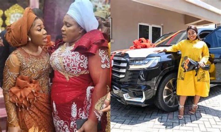 
“Advice Her To Slow Down On Social Media” Lady Begs Chioma Jesus To Call Mercy Chinwo To Order As She Issues Fresh Warning 