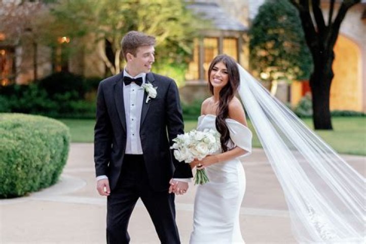 
‘Bachelor’ Alum Madison Prewett Says She’s Saving ‘Intimacy’ for Marriage to Grant Troutt 