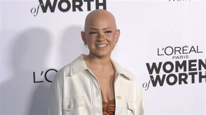 
Emmy Combs Height, Weight, Net Worth, Age, Wiki, Who, Instagram, Biography 