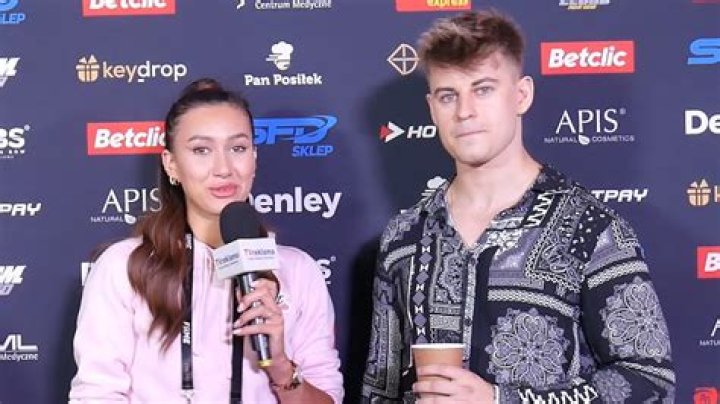
Filip Zabielski Biography, Age, Girlfriend, Height, Net Worth 