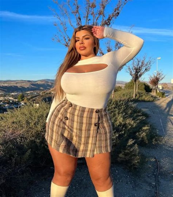 
Garbiella Valdes Height, Weight, Net Worth, Age, Wiki, Who, Instagram, Biography 