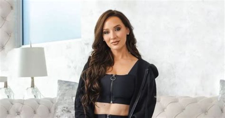 Heather Taras Height, Weight, Net Worth, Age, Birthday, Wikipedia, Who, Instagram, Biography