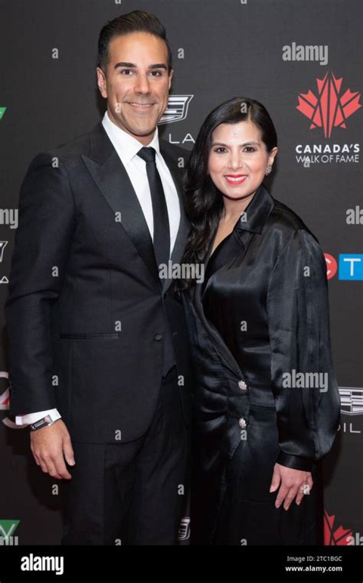 
Is Omar Sachedina Married? Meet The Chief Anchor Of CTV National News Wife 