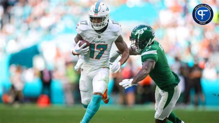 
Jaylen Waddle injury update: Miami Dolphins WR injured vs New England Patriots 