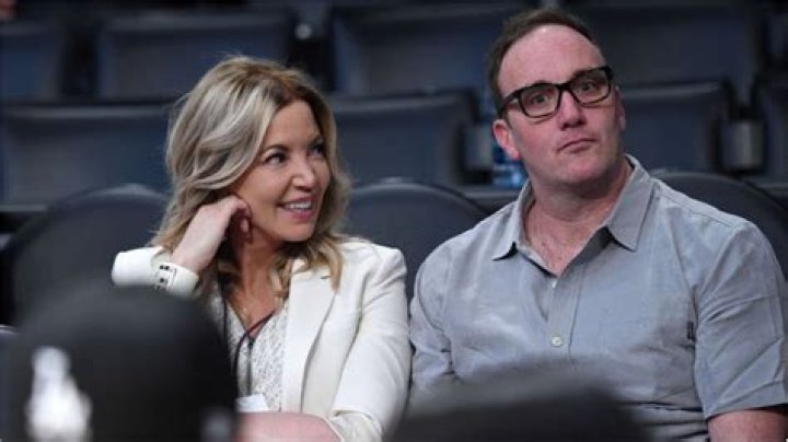 
Jeanie Buss and Jay Mohr net worth: Fortunes explored as Lakers owner and comedian get engaged 
