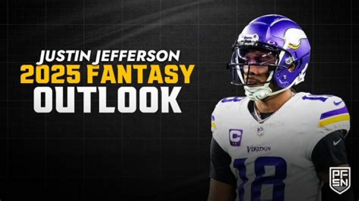 
Justin Jefferson injury update: Minnesota Vikings WR suffers hamstring injury vs Kansas City Chiefs 