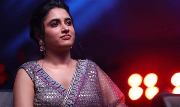 Kriti Mohan Height, Weight, Net Worth, Age, Birthday, Wikipedia, Who, Nationality, Biography