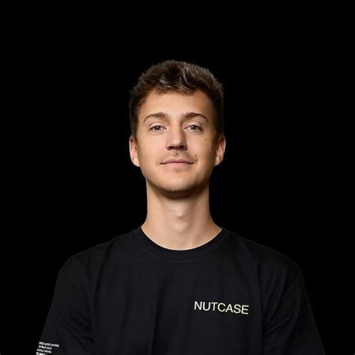 
Tyler Blevins Height, Weight, Net Worth, Age, Birthday, Wikipedia, Who, Nationality, Biography 